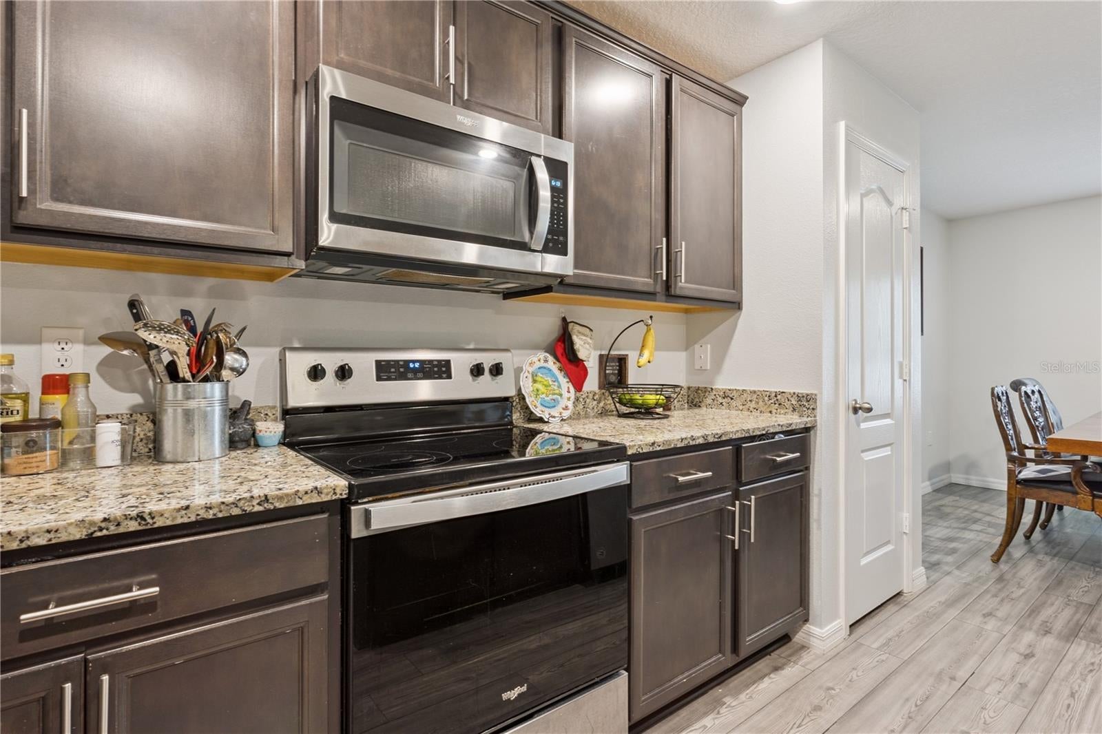 1063 Lake Arbor Ct, Tavares, FL 32778 photo