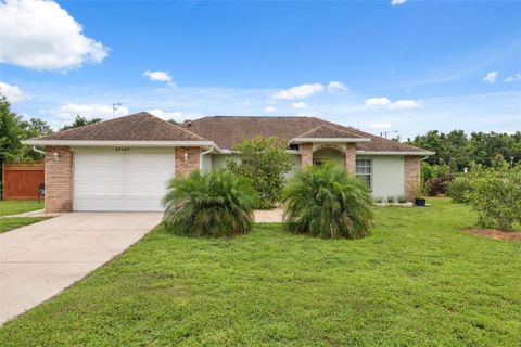 Single Family Residence in DADE CITY FL 40449 TROTTER LANE 4.jpg