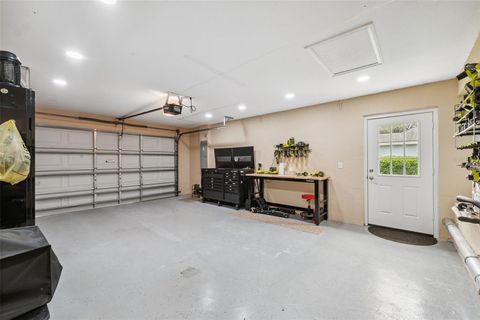 Single Family Residence in DADE CITY FL 40449 TROTTER LANE 33.jpg