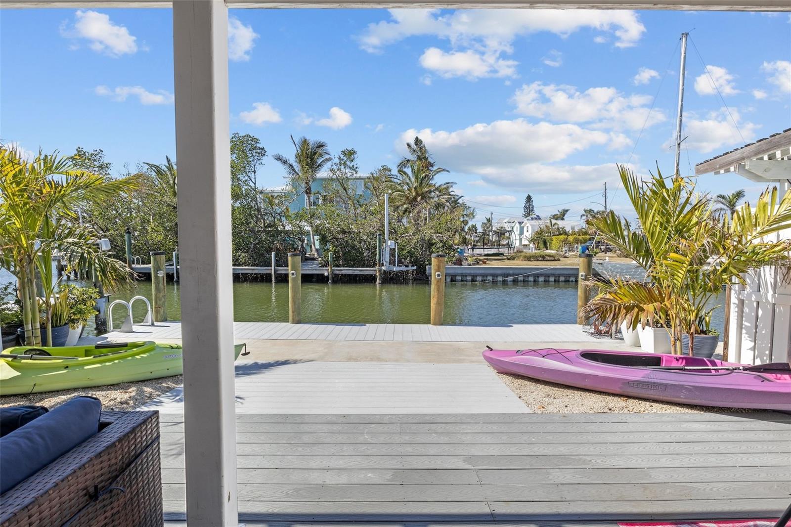 26 Seaside Ct, Holmes Beach, FL 34217 photo