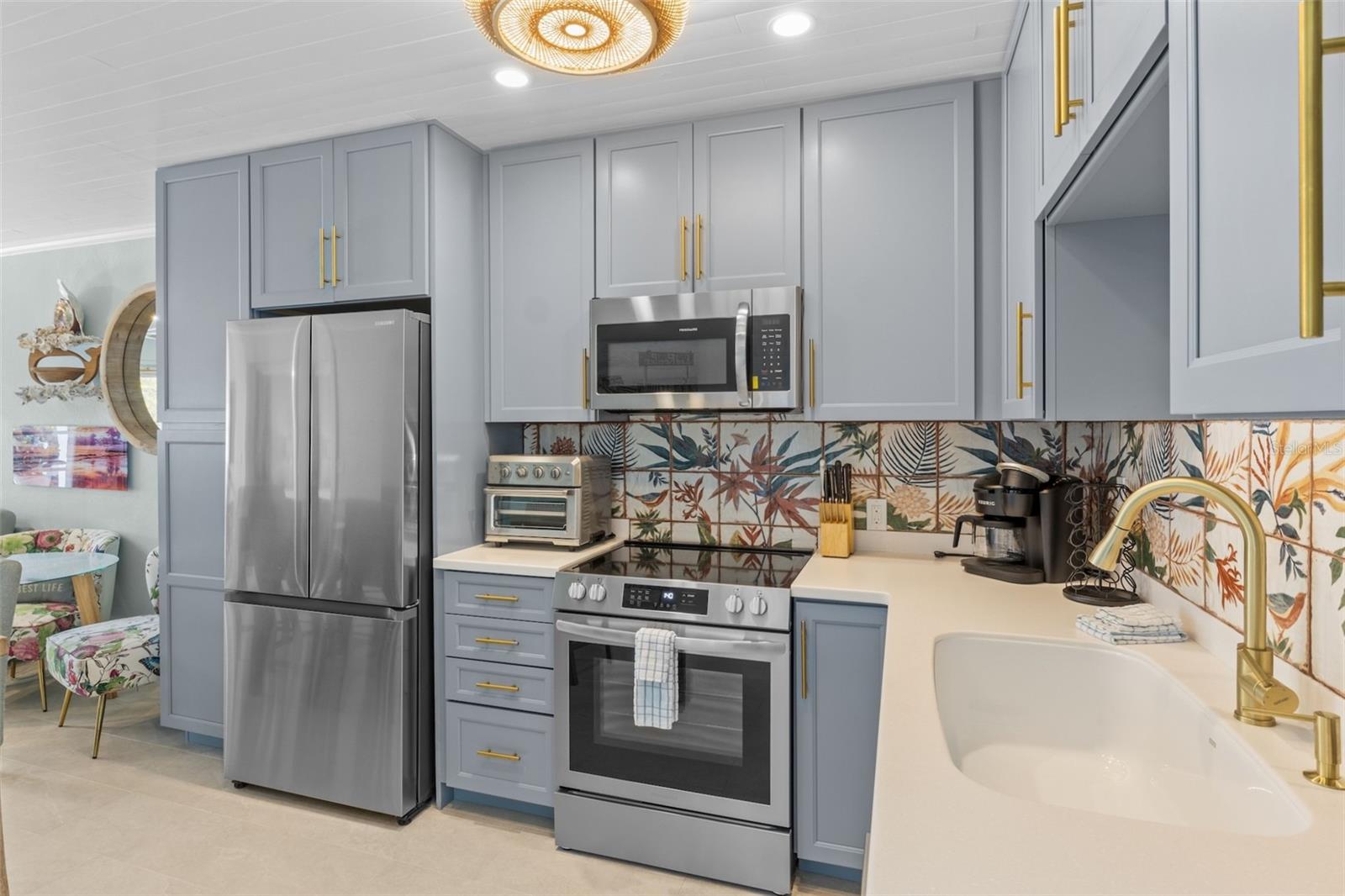 26 Seaside Ct, Holmes Beach, FL 34217 photo