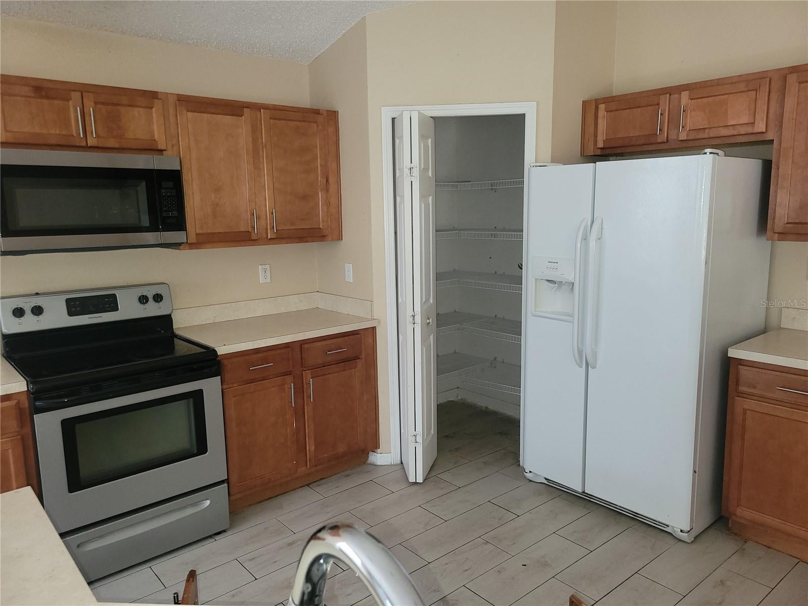1142 Bluegrass Dr, Groveland, FL 34736 photo