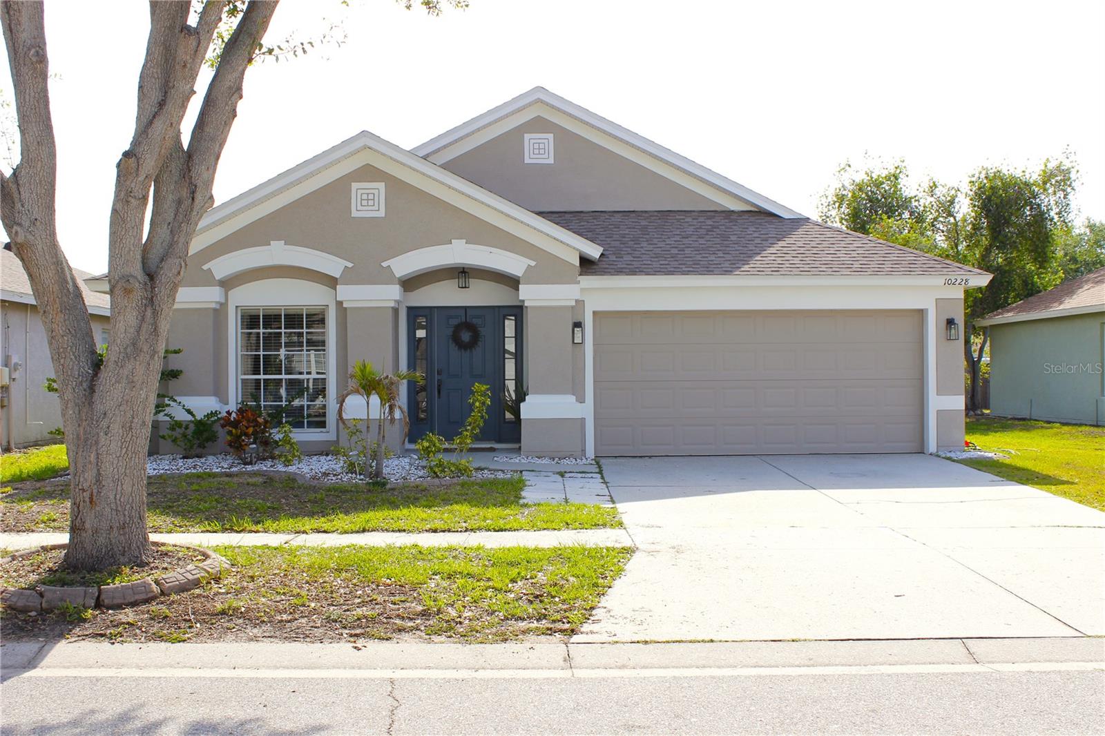 10228 Hunters Haven Blvd, Riverview, FL 33578