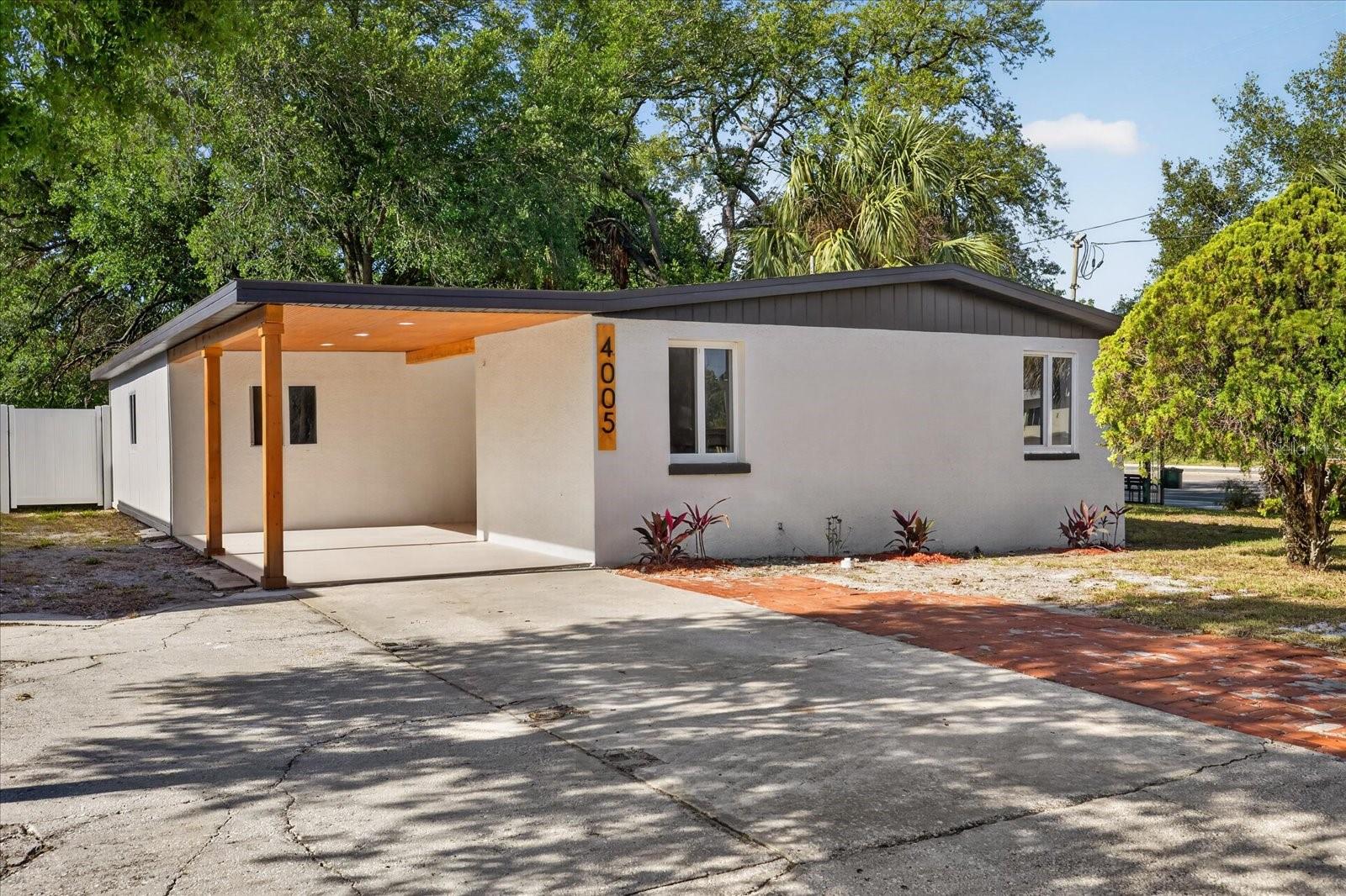 4005 Henry Ave, Tampa, FL 33610