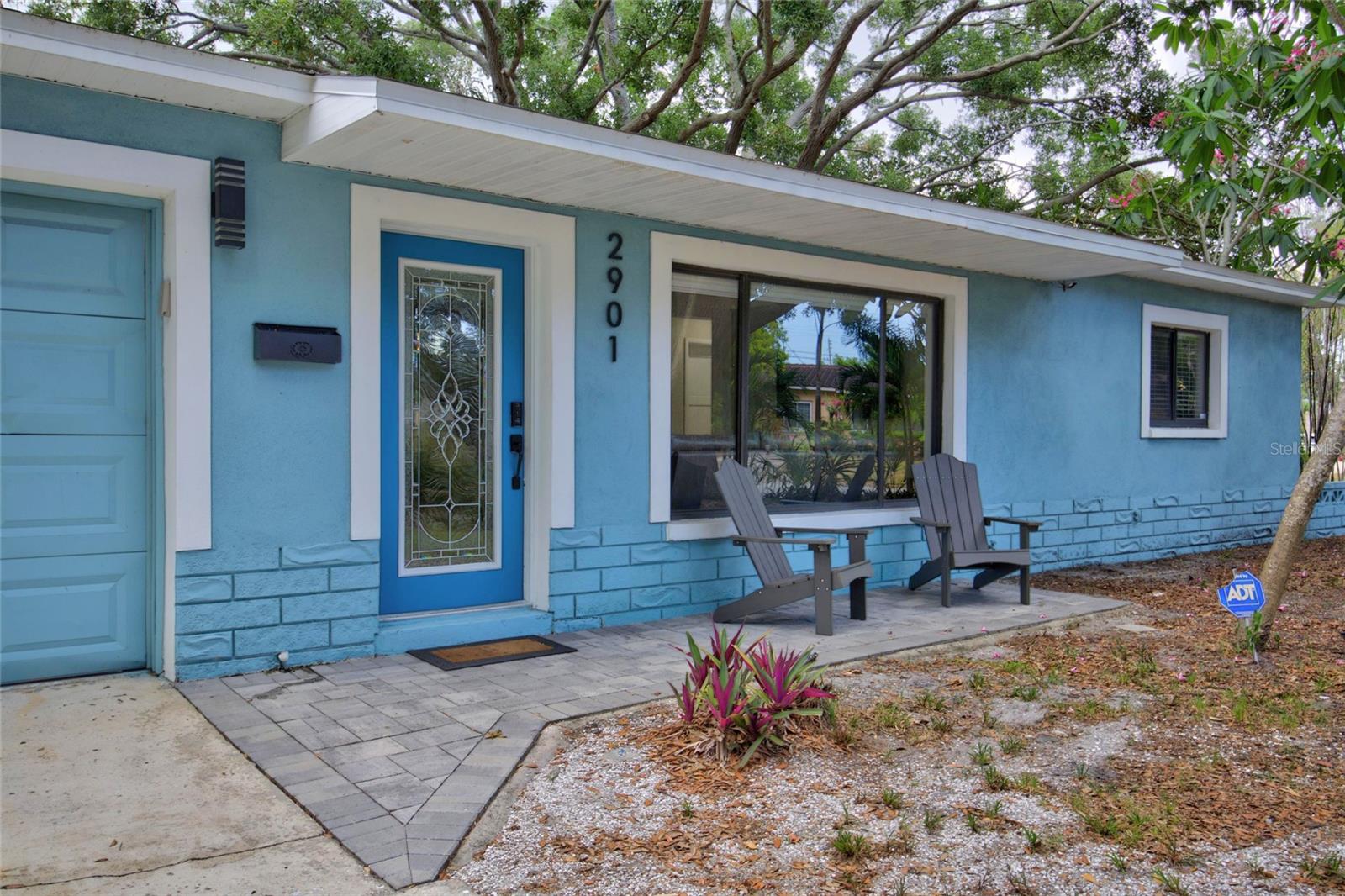2901 70 St, Saint Petersburg, FL 33710 photo