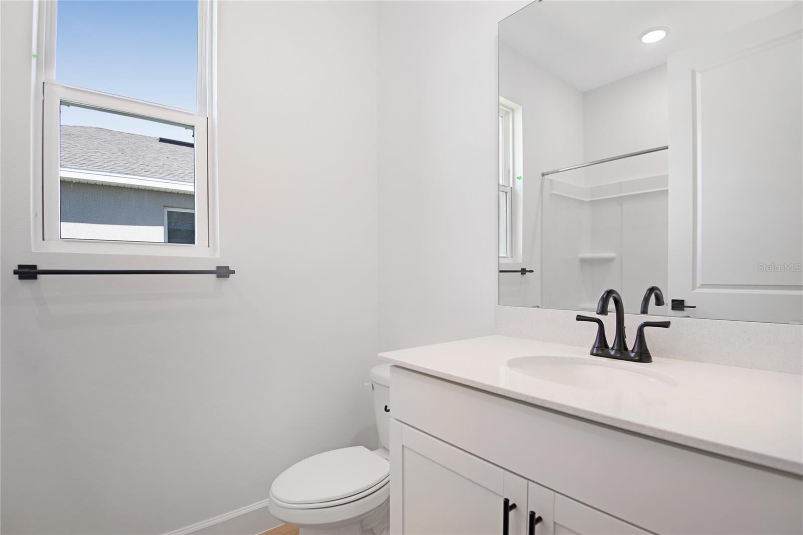 4235 Sawtooth Ct, Tavares, FL 32778 photo