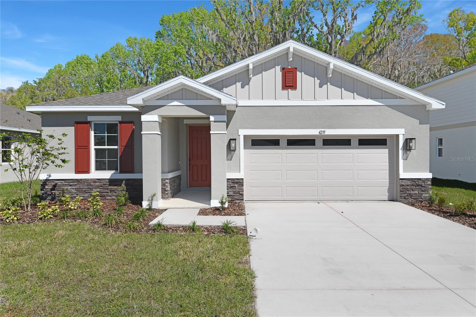 4235 Sawtooth Ct, Tavares, FL 32778