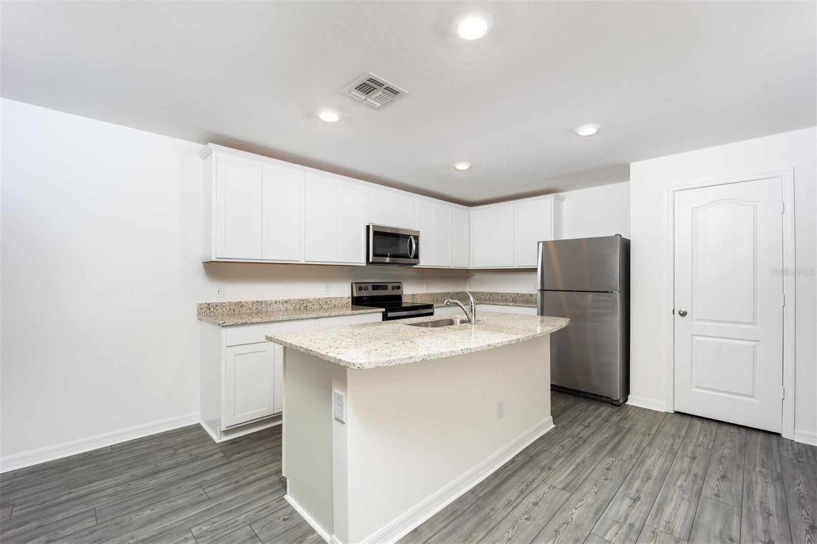 3180 Seville St, Lake Alfred, FL 33850 photo