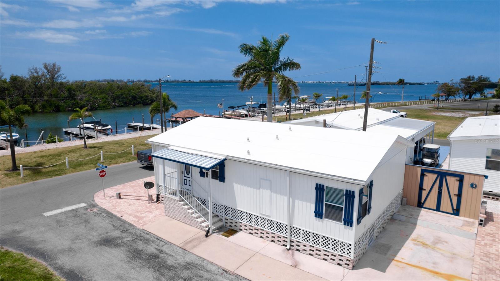 10315 Cortez Rd, Bradenton, FL 34210