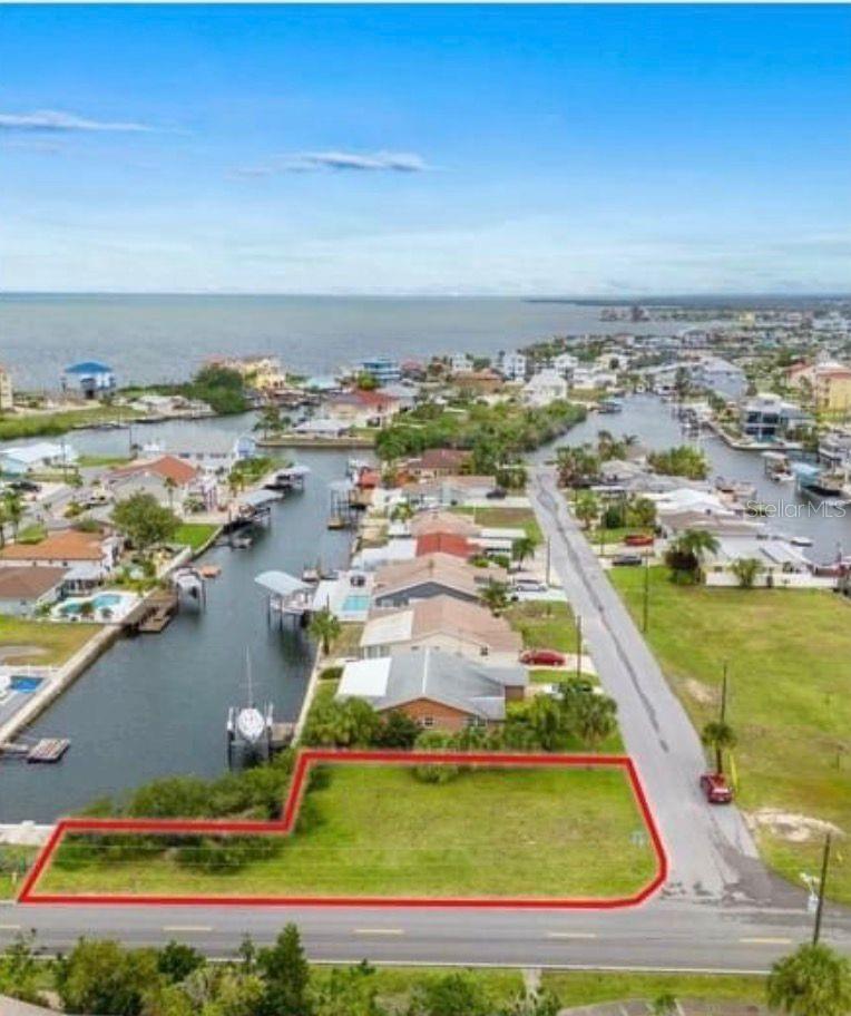 20 Malcom Ave, Hudson, FL 34667