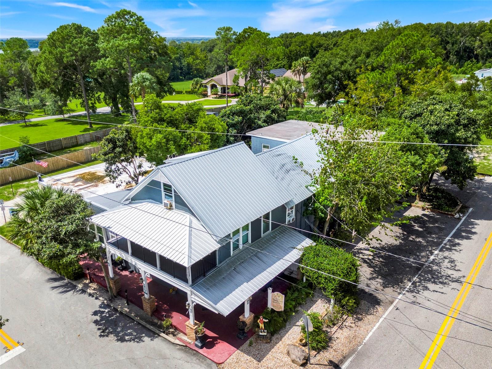 7306 Earlwood Ave, Mount Dora, FL 32757 photo