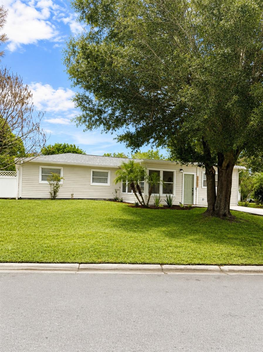 1725 Park Dr, Lakeland, FL 33803 photo