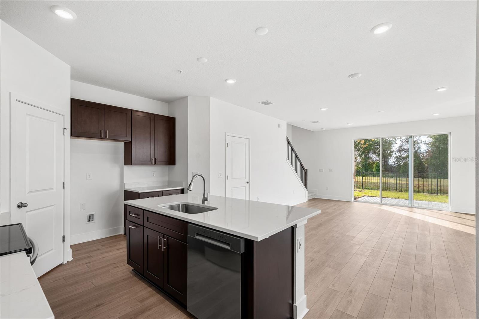 2462 Magnolia Reserve Rd, Ocoee, FL 34761 photo