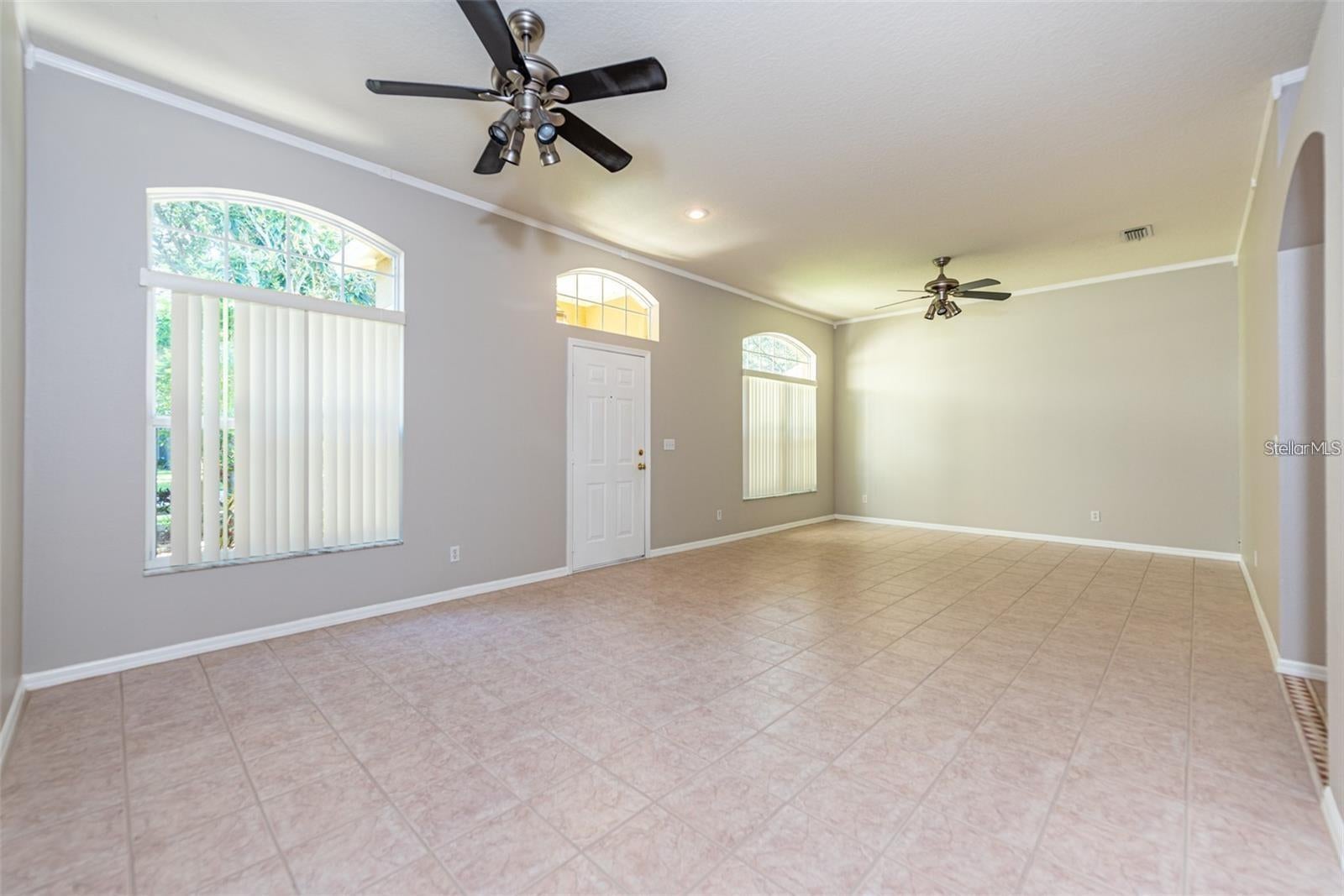 2634 Brookville Dr, Valrico, FL 33596 photo
