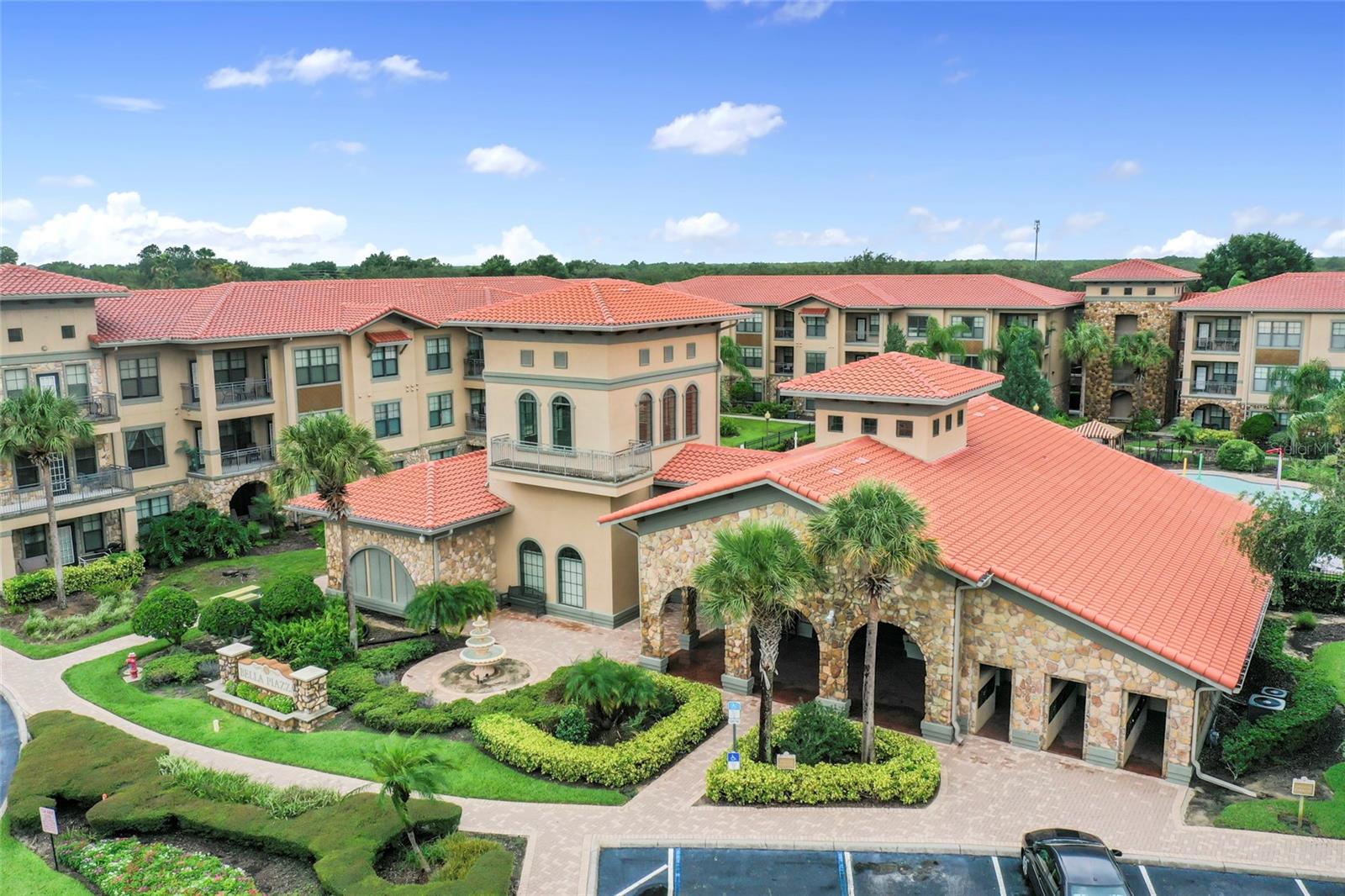 901 Charo Pkwy #732, Davenport, FL 33897 photo