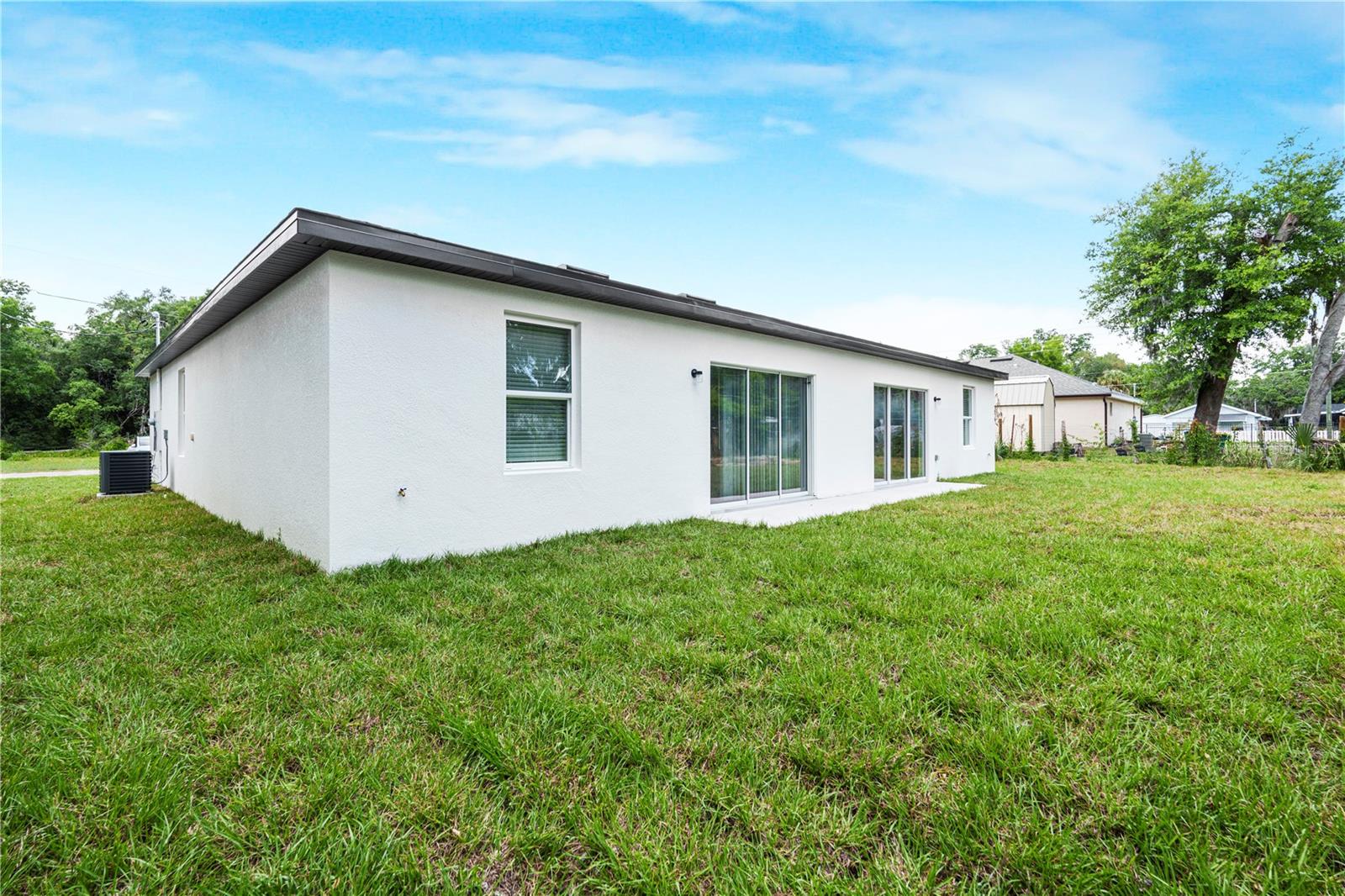 525 527 Pine Ln, Eustis, FL 32726 photo