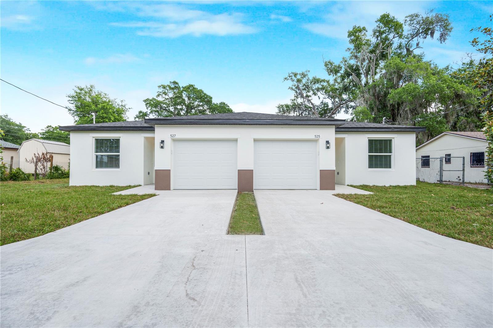 525 527 Pine Ln, Eustis, FL 32726