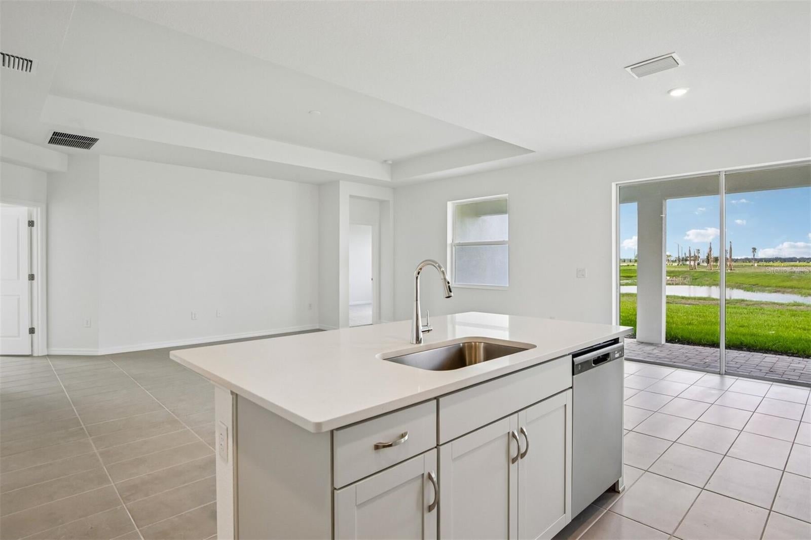 8725 Canard Cv, Palmetto, FL 34221 photo