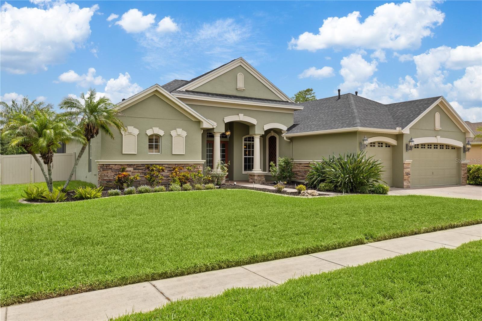 3015 Lynwood Ct, Land O Lakes, FL 34638 photo