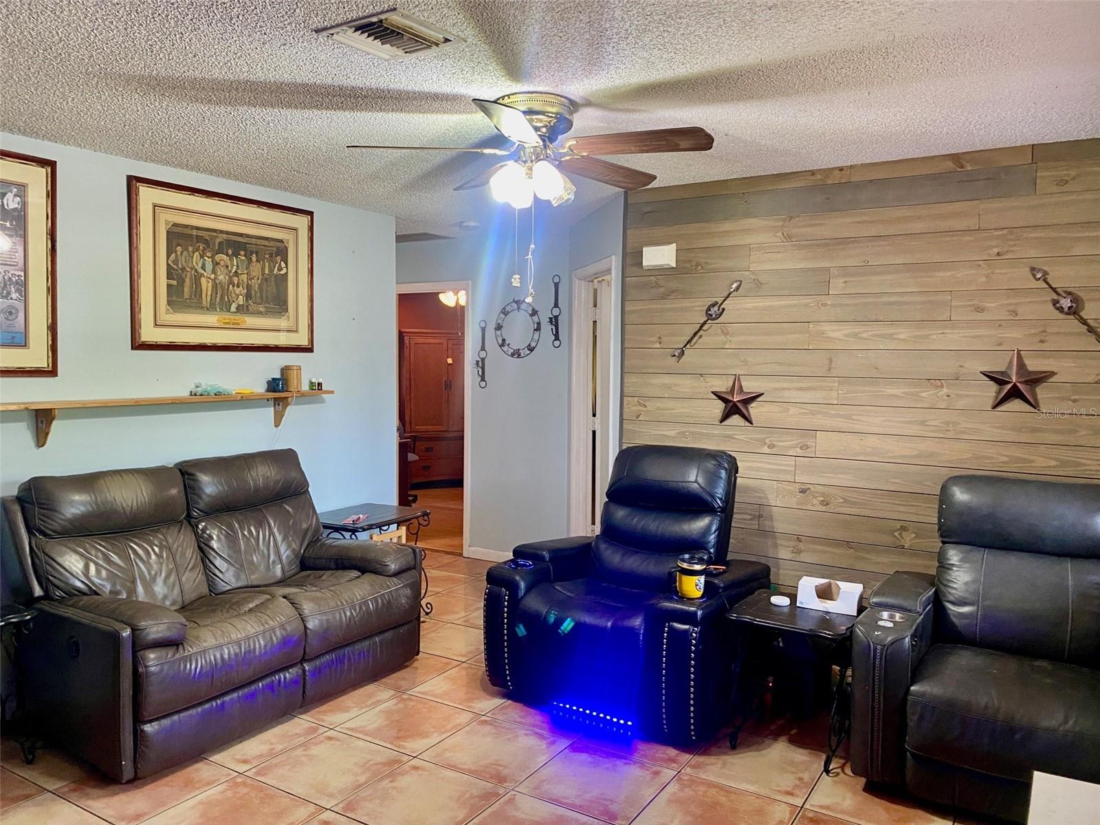 132 Rutgers Rd, Venice, FL 34293 photo