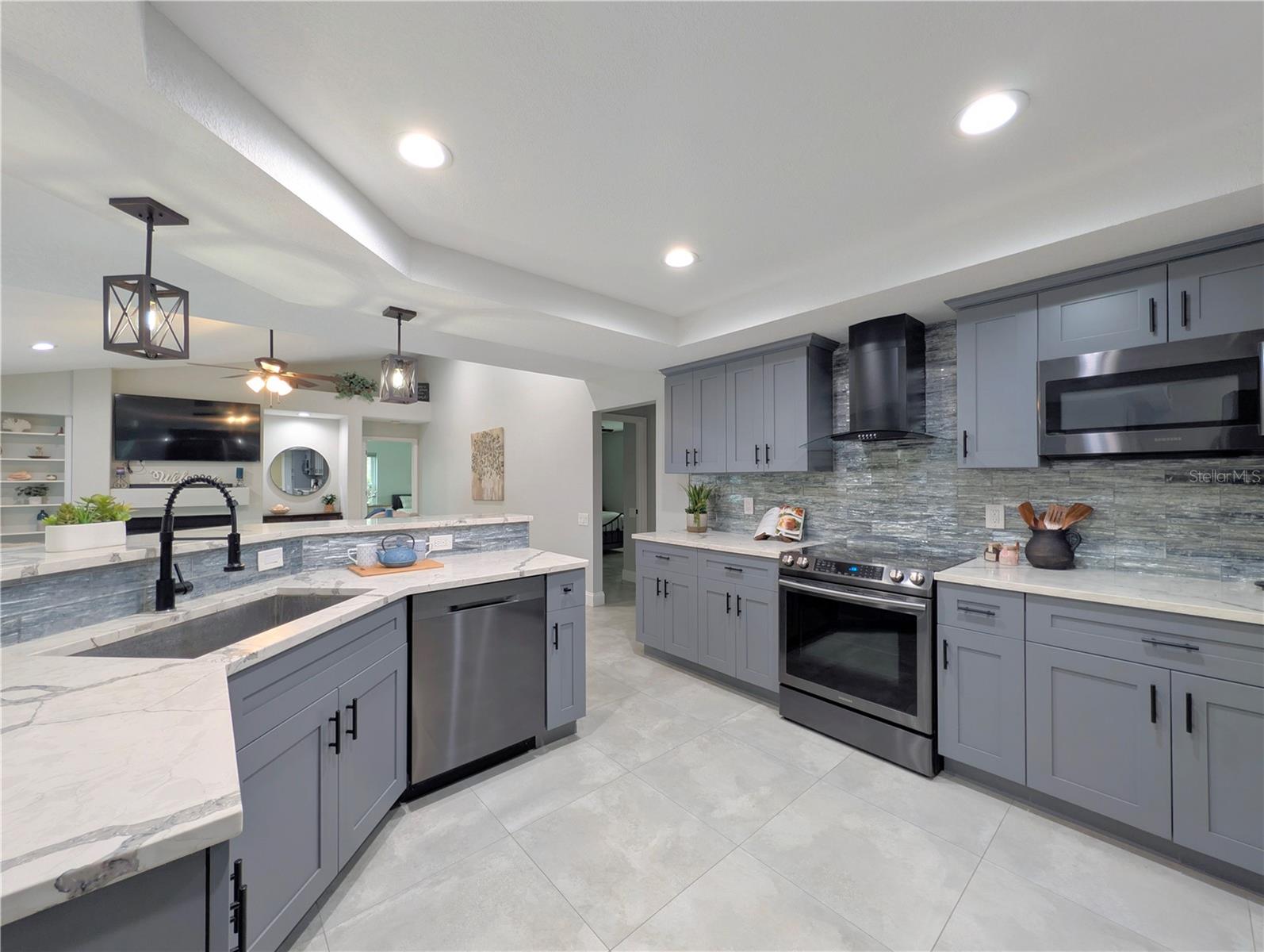 5101 E Longboat Blvd, Tampa, FL 33615 photo
