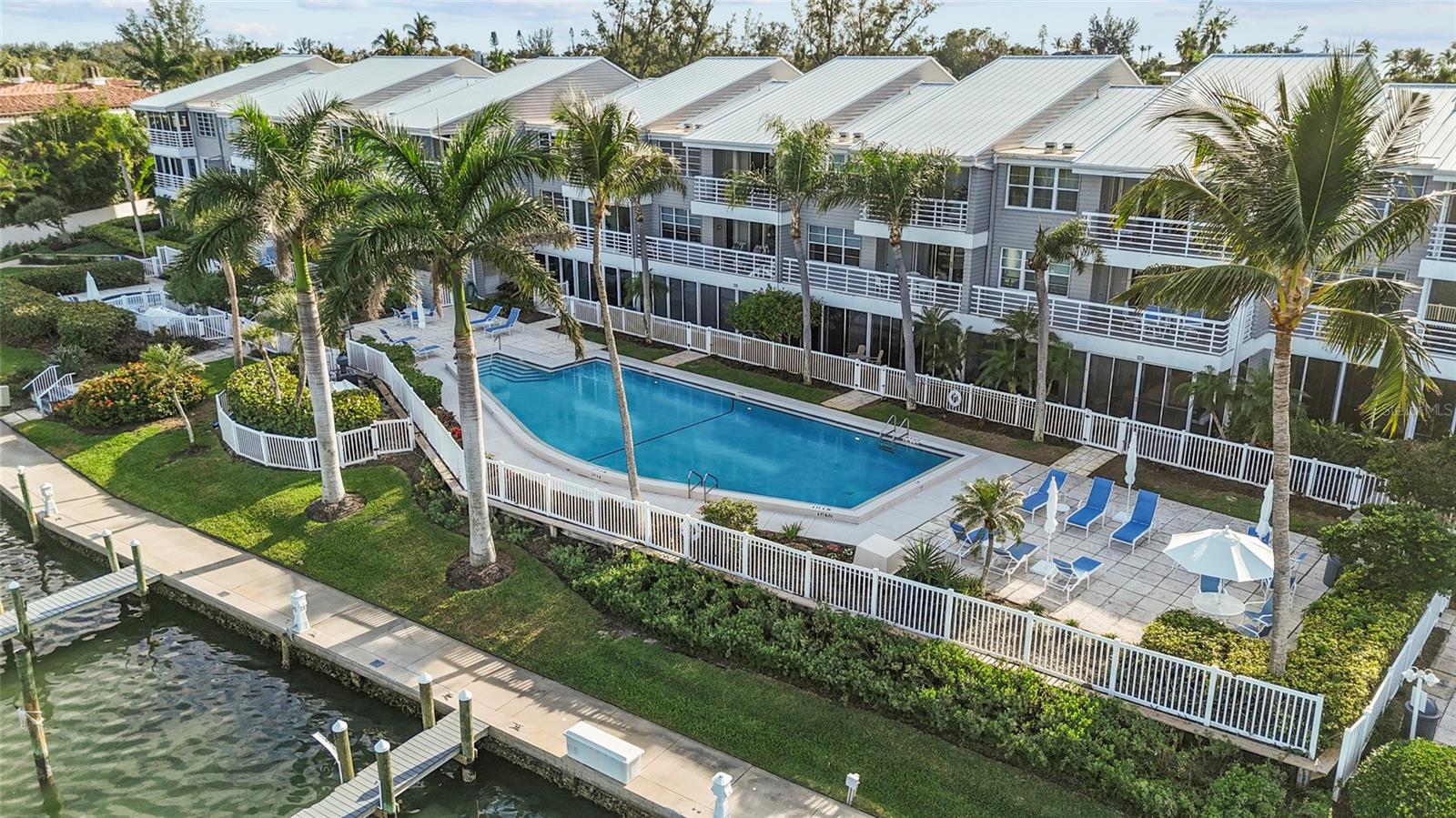 615 Dream Island Pl, Longboat Key, FL 34228