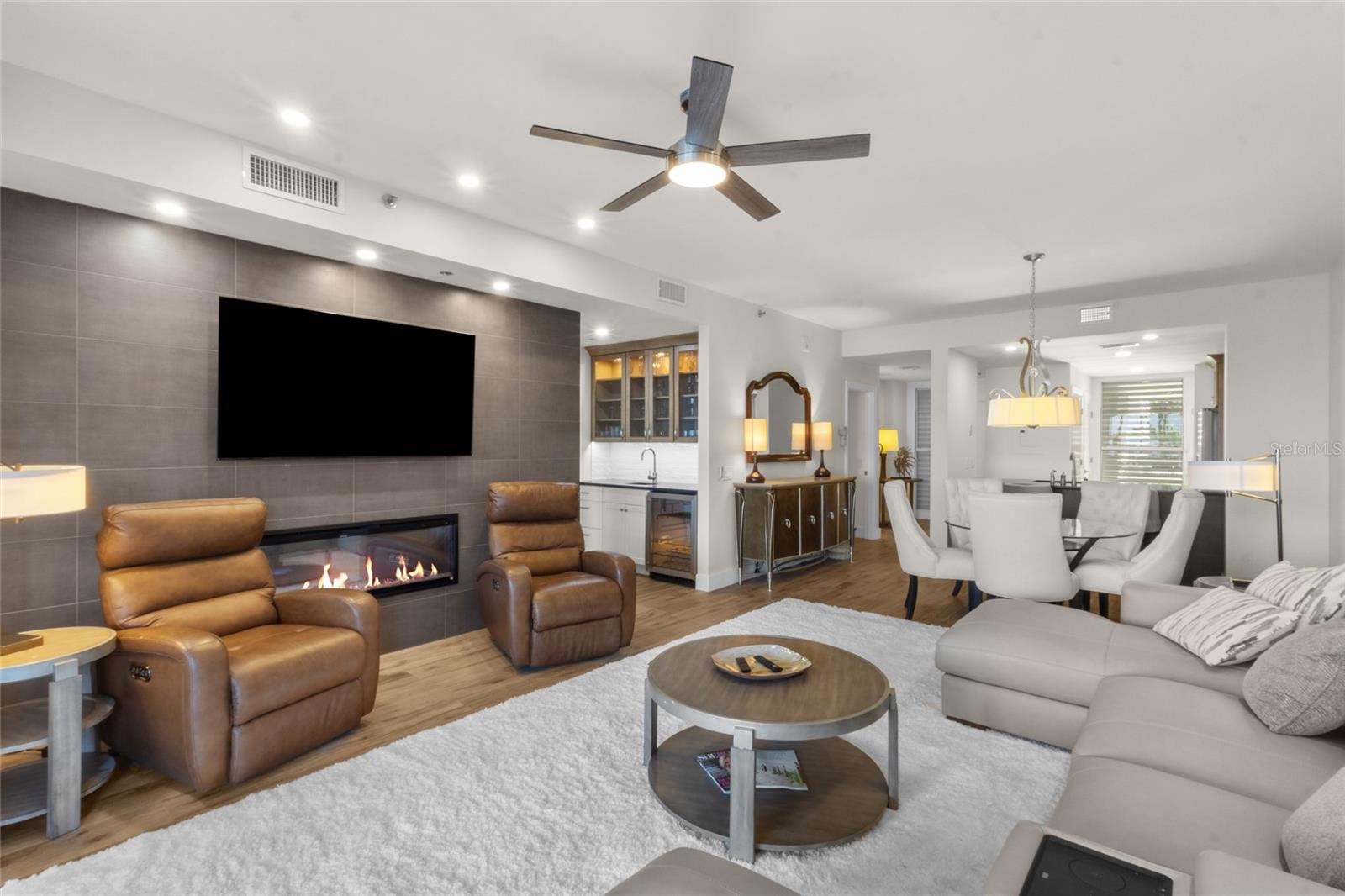 615 Dream Island Pl #105, Longboat Key, FL 34228 photo