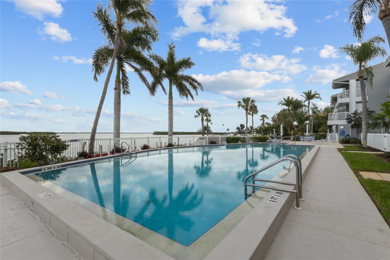 615 Dream Island Pl #105, Longboat Key, FL 34228 photo