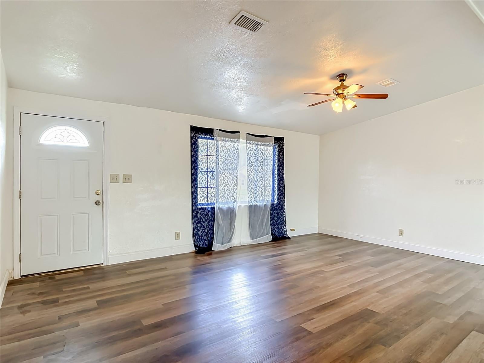 943 Monroe Harbor Pl, Sanford, FL 32773 photo
