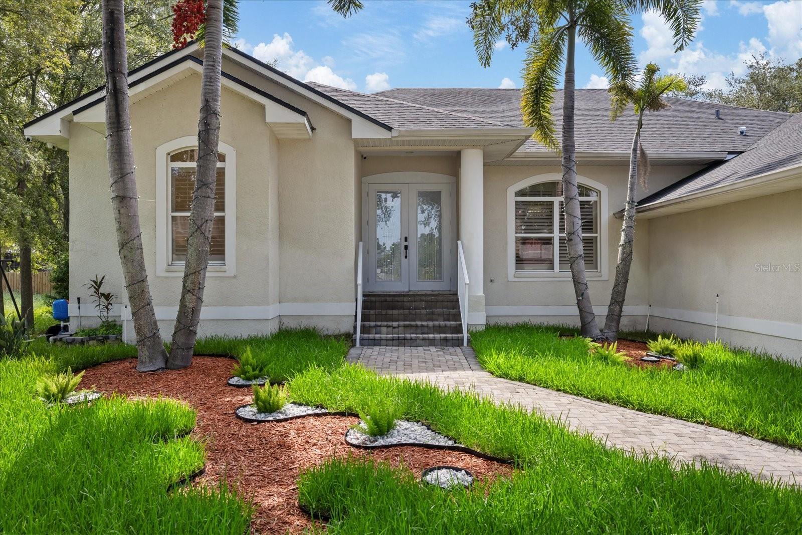 2706 Skimmer Point Dr, Gulfport, FL 33707 photo