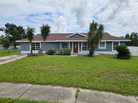 Single Family Residence in DADE CITY FL 36131 PINE BLUFF LOOP.jpg