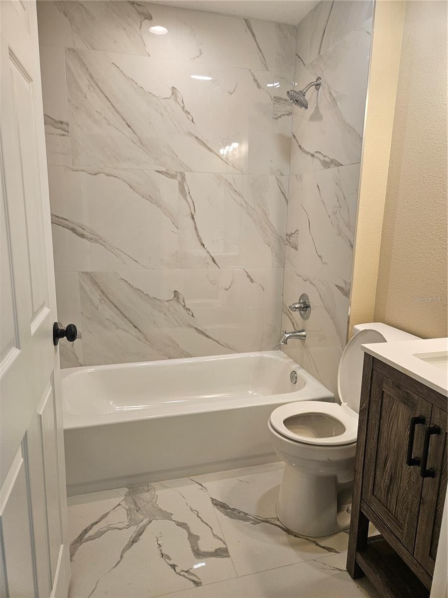 410 Kilgore St, Wildwood, FL 34785 photo