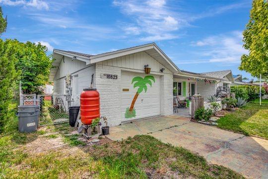 10825 Bridleton Rd, Port Richey, FL 34668 photo