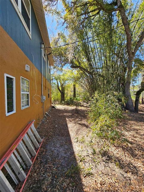 Single Family Residence in DADE CITY FL 32348 MARCHMONT CIRCLE 30.jpg