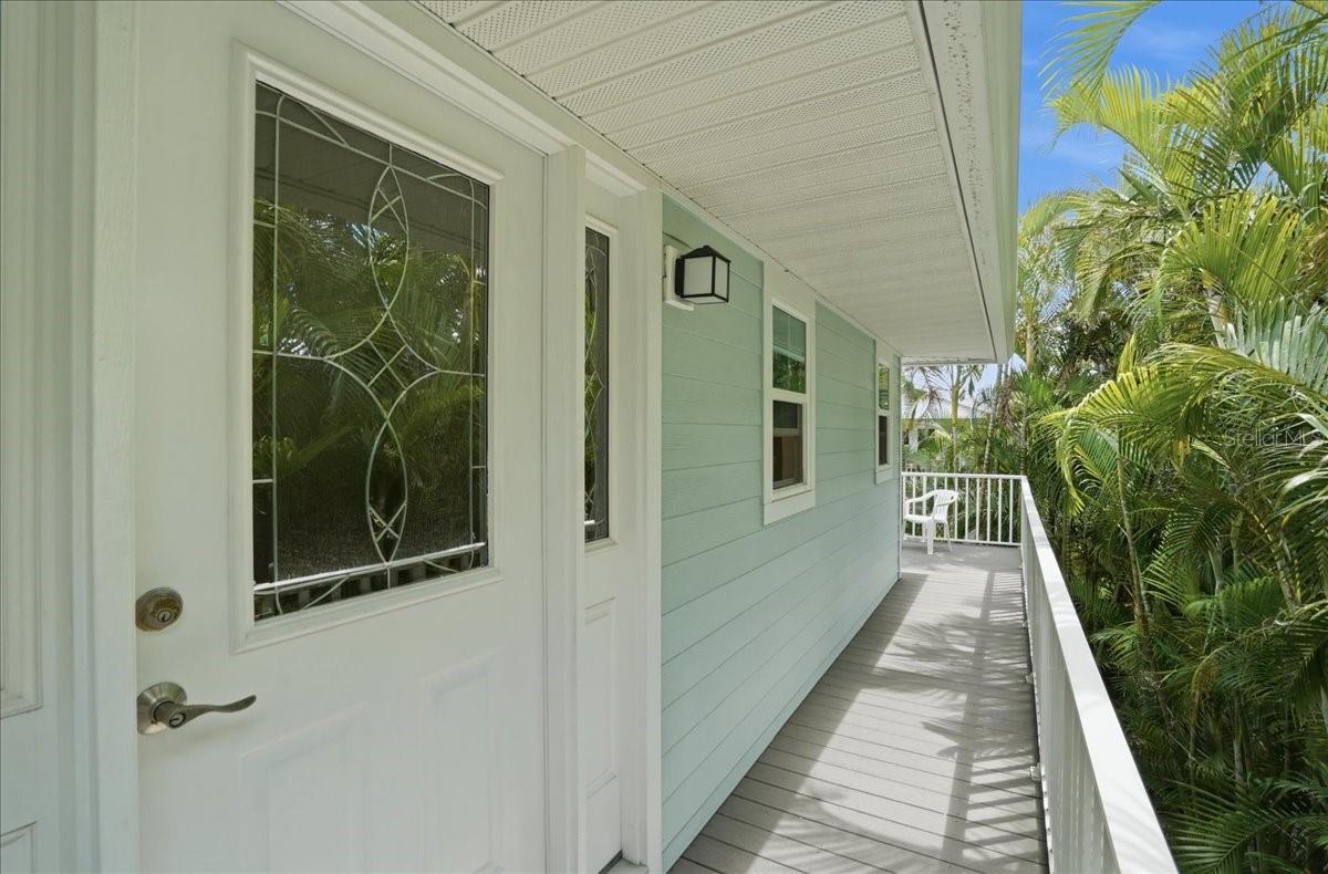 2811 Gulf Dr, Holmes Beach, FL 34217 photo