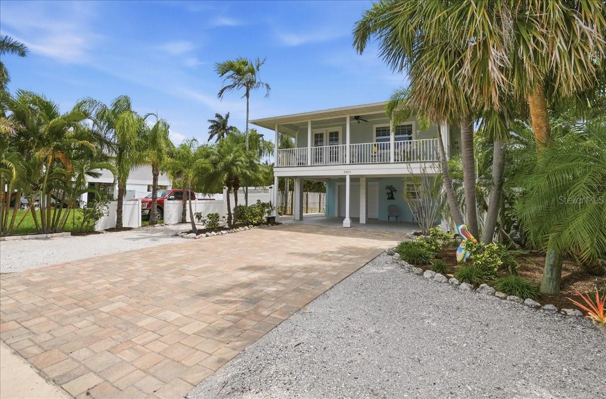 2811 Gulf Dr, Holmes Beach, FL 34217 photo