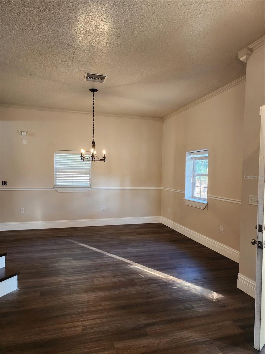 24247 Wolf Branch Rd, Sorrento, FL 32776 photo