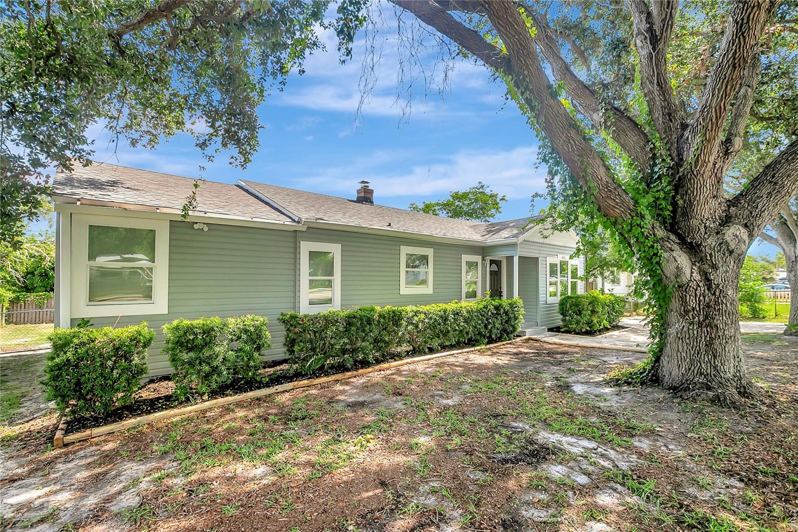 4355 58 Ave, Saint Petersburg, FL 33714 photo