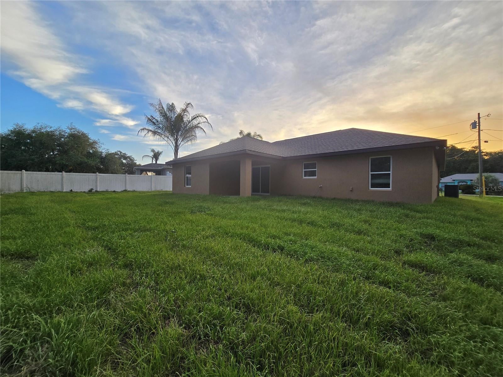203 Emerald Rd, Ocala, FL 34472 photo