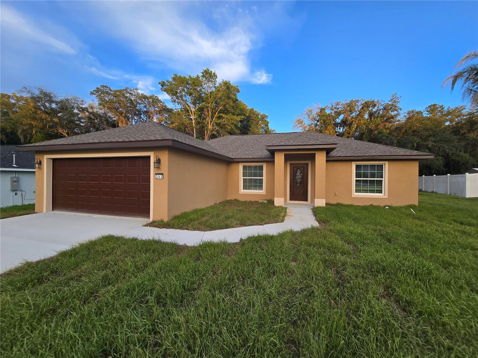 203 Emerald Rd, Ocala, FL 34472