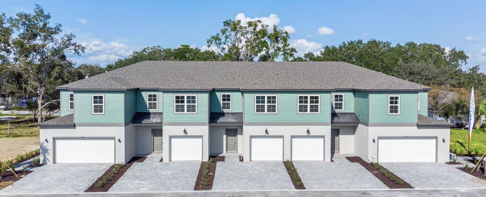 2295 Red Pine Ct, Eustis, FL 32726