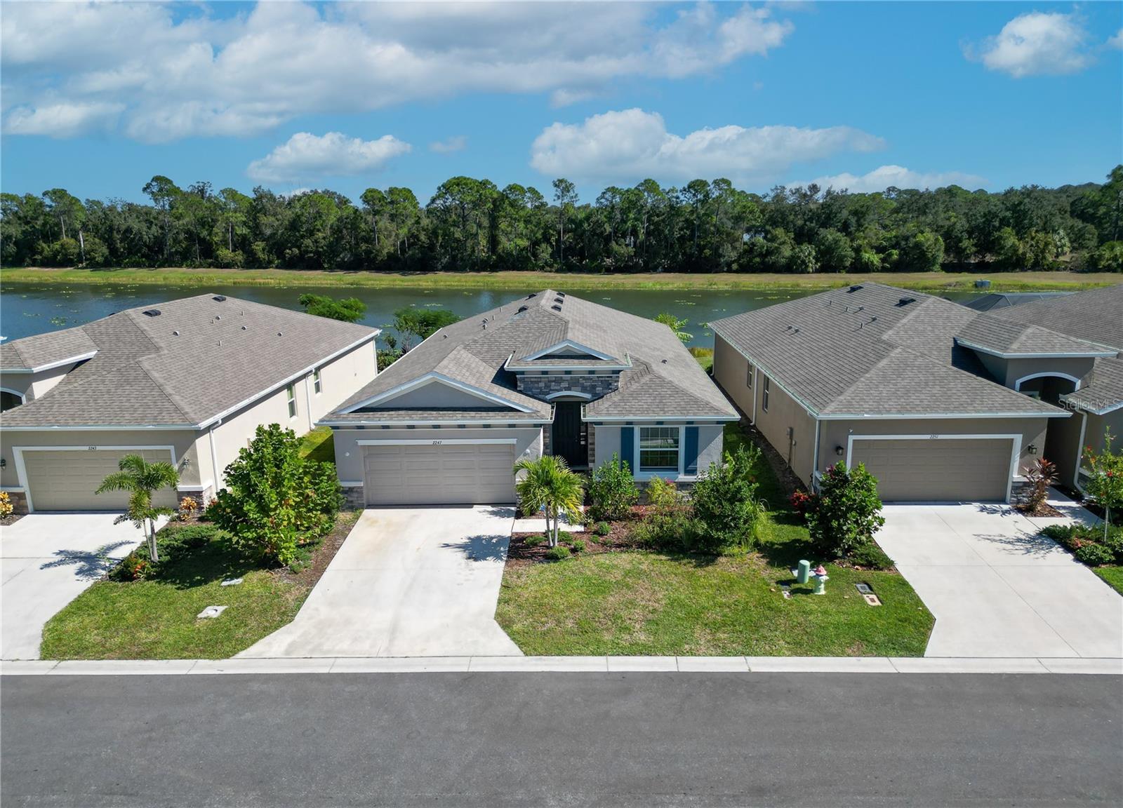 2247 Midnight Pearl Dr, Sarasota, FL 34240 photo