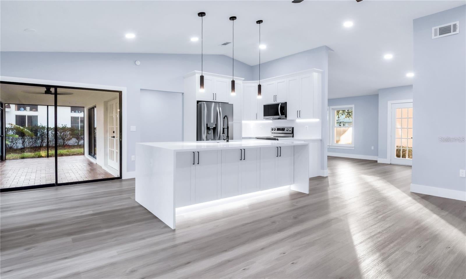 1007 NW 82 St, Bradenton, FL 34209 photo