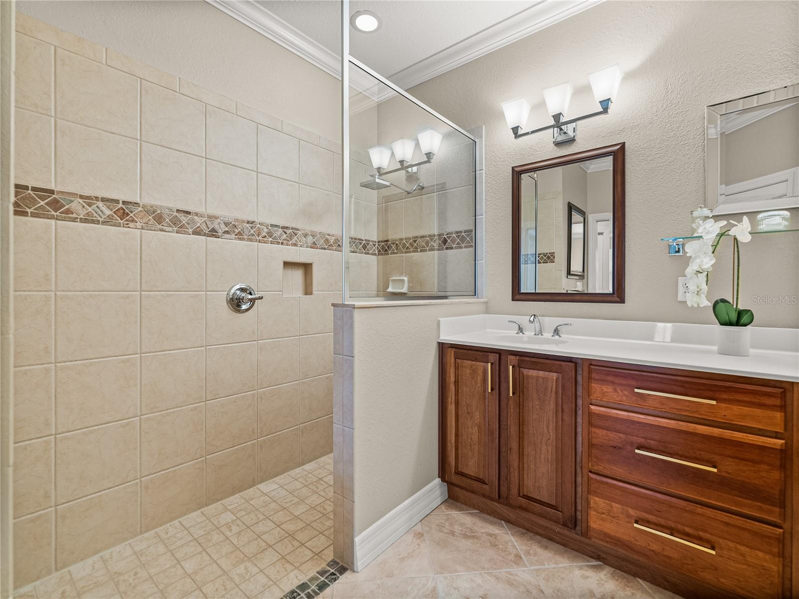Townhouse in DADE CITY FL 13209 PALMILLA CIRCLE 39.jpg