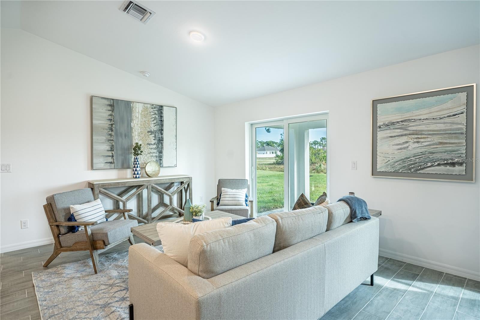 364 Lindon St, Port Charlotte, FL 33954 photo