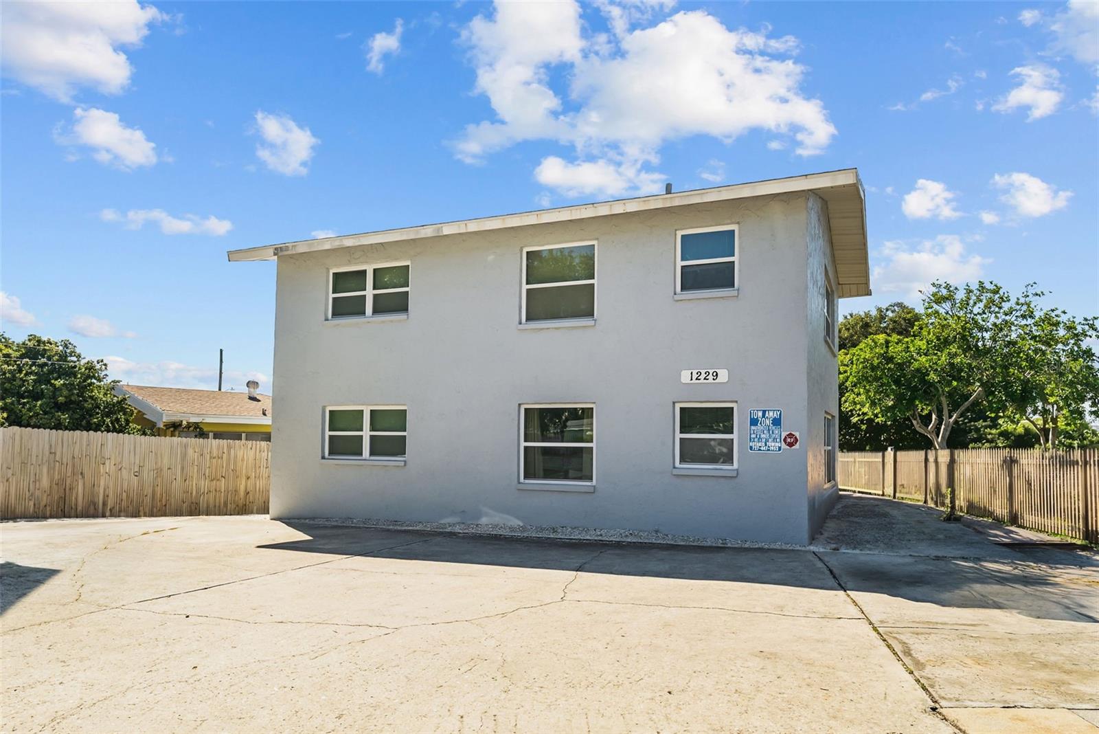 1229 Franklin Cir, Clearwater, FL 33756 photo