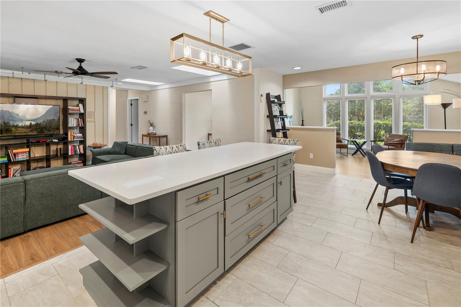 102 Sweetwater Hills Dr, Longwood, FL 32779 photo