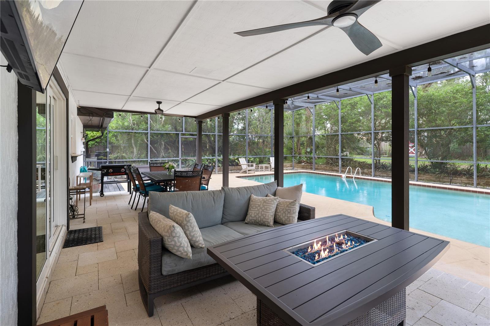 102 Sweetwater Hills Dr, Longwood, FL 32779 photo