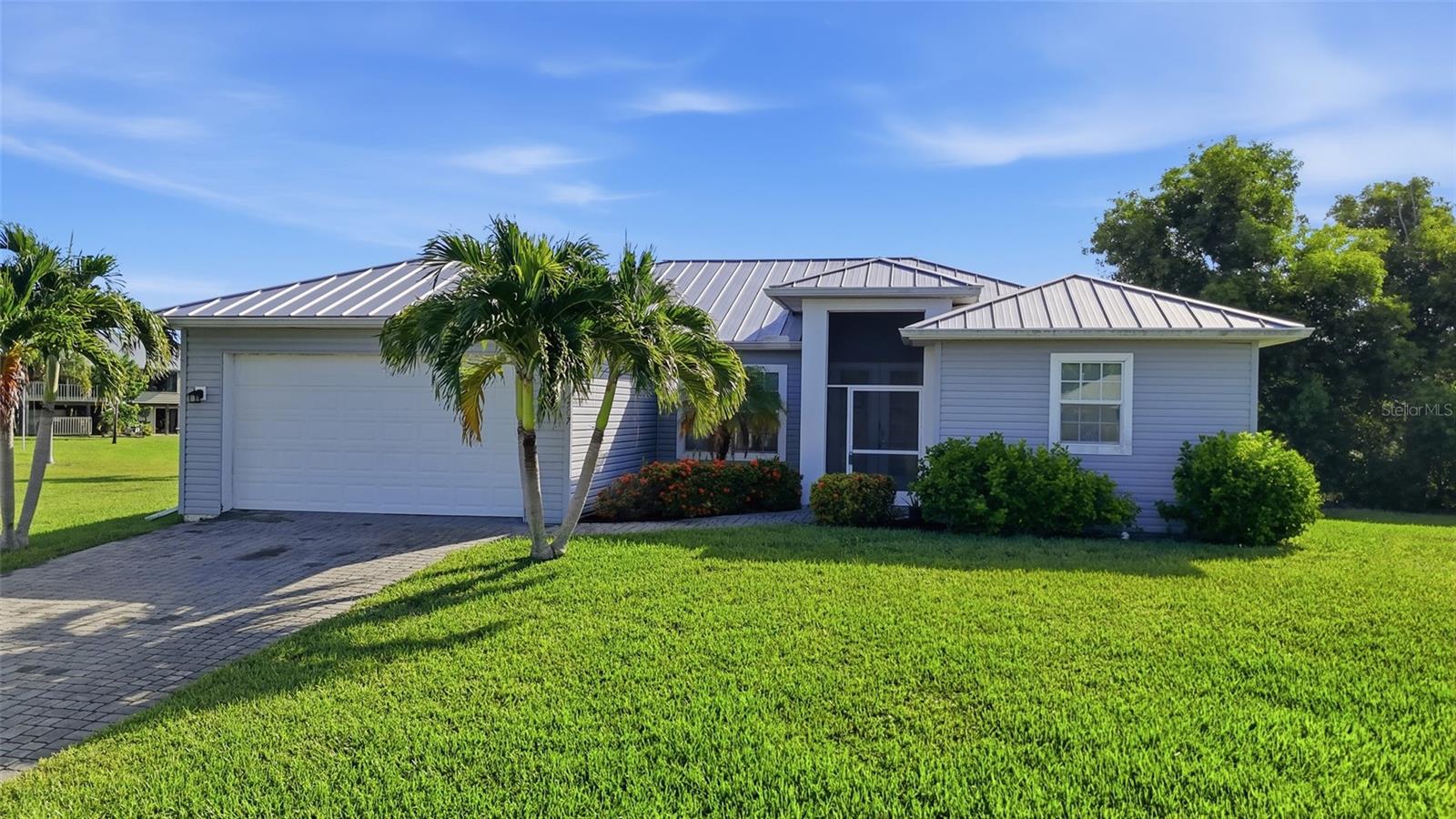 4507 Lake Heather Cir, Saint James City, FL 33956