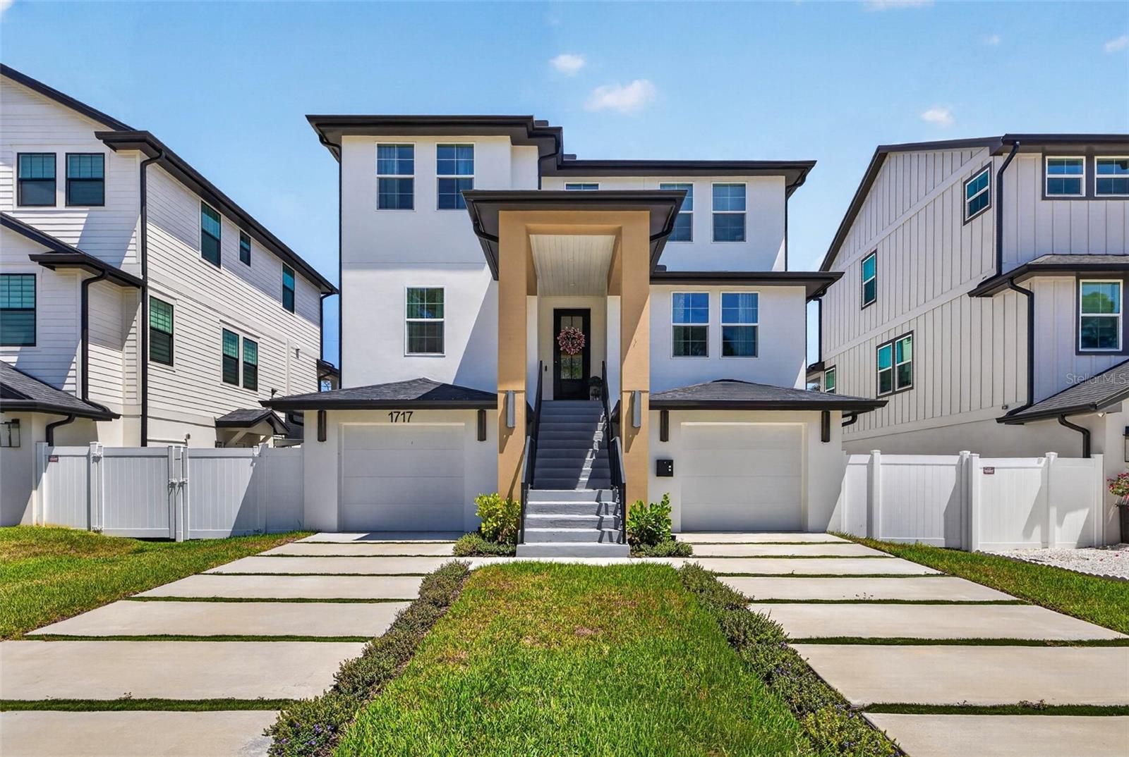 1717 Massachusetts Ave, Saint Petersburg, FL 33703